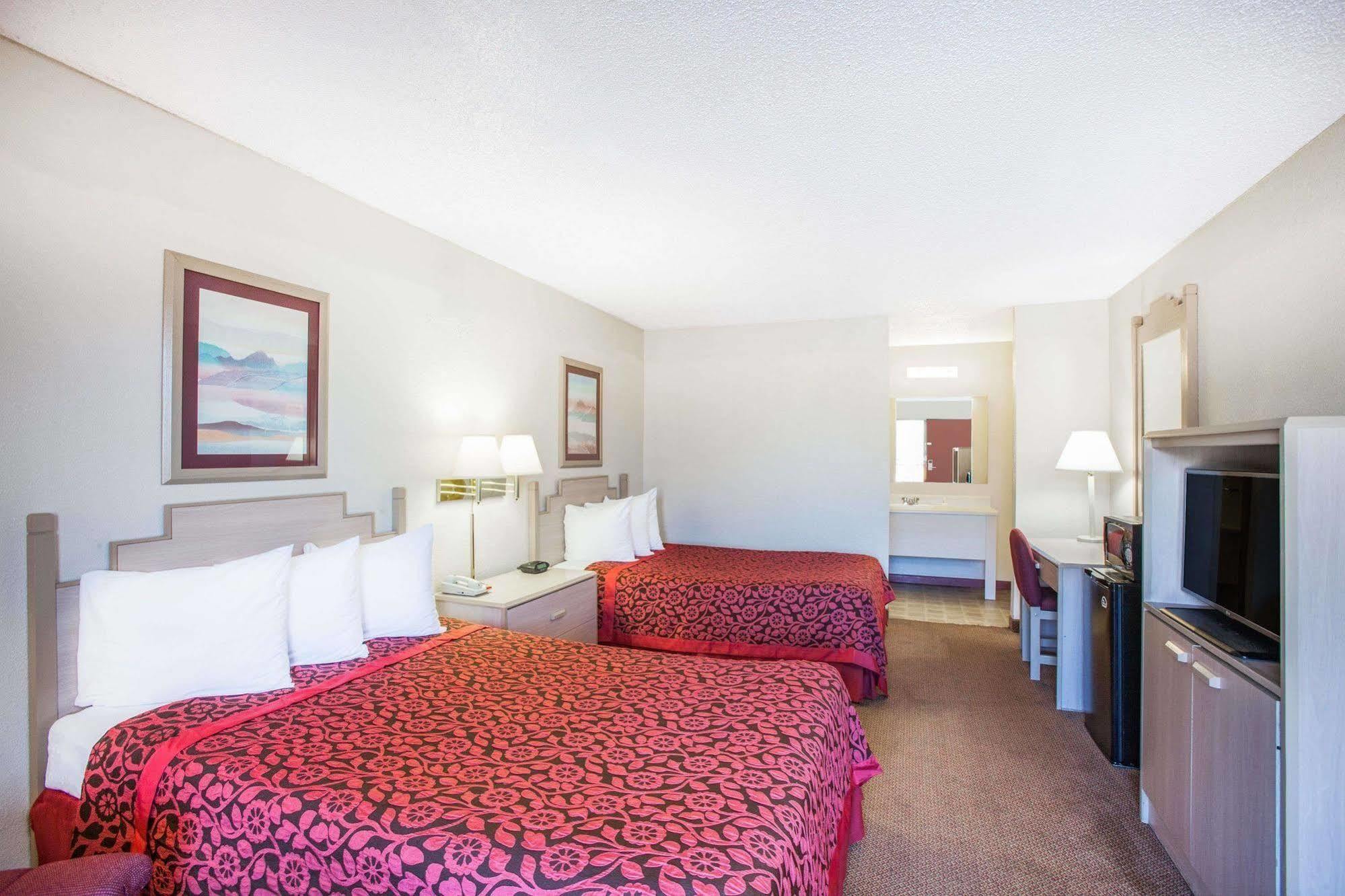 Economy Inn Arkadelphia Bagian luar foto