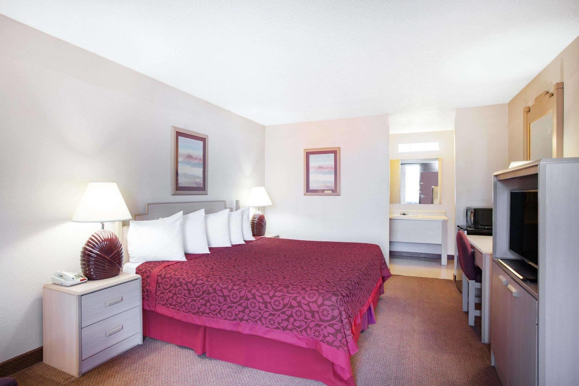 Economy Inn Arkadelphia Bagian luar foto
